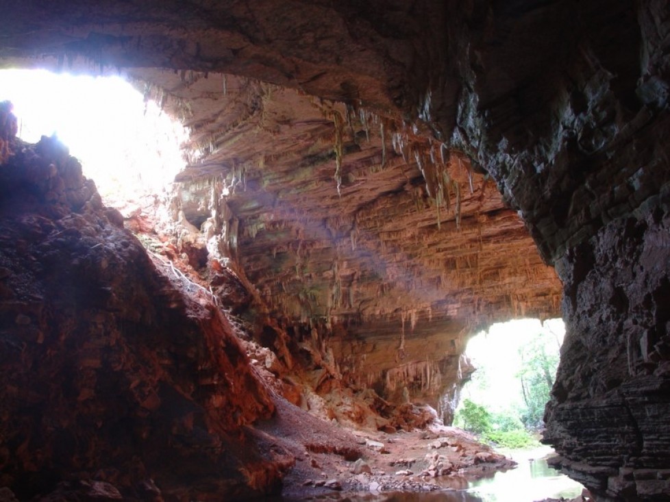 Ecologia e Conservação de cavernas da PARNA - MG
