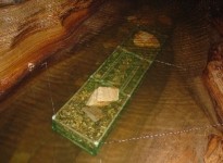 Enriquecimento trófico em cavernas como subsídios para a conservação de invertebrados aquáticos